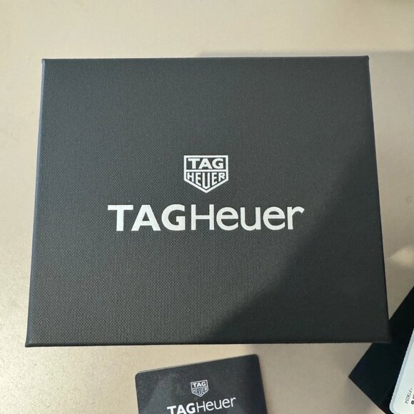 Authentic TAG Heuer Formula 1 Chronograph Quartz Mens Watch CAZ101AM.FT8054 - Picture 8 of 8